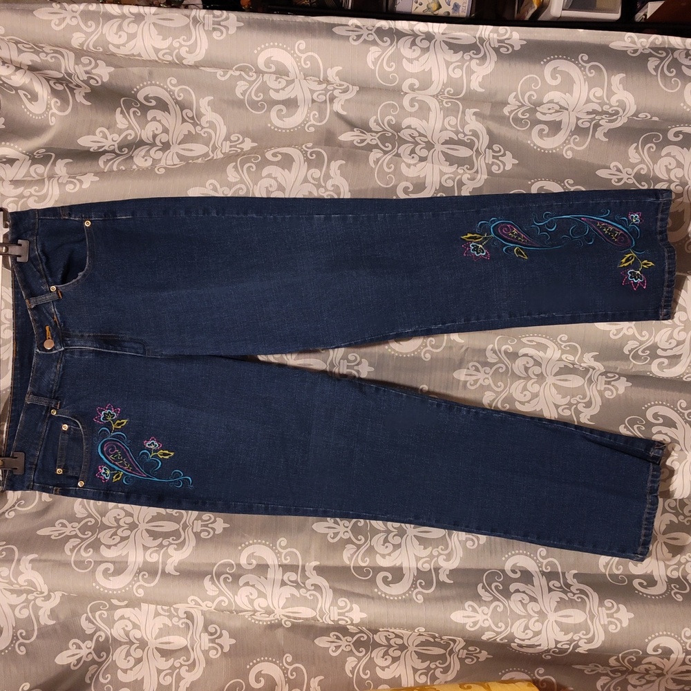 Women's Jeans with Embroidered accents, Size 10